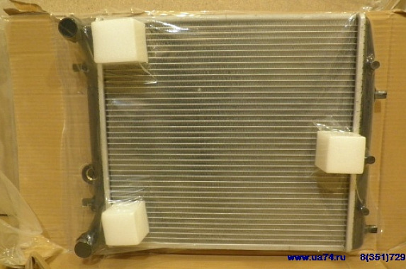 Радиатор пластинчатый Volkswagen Polo 2001-2009 / Skoda Fabia 1999-2008 (SAT)