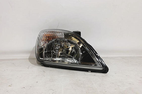 Фара правая с электрическим корректором Chery Tiggo (T11) 2005-2013 (CHERY)